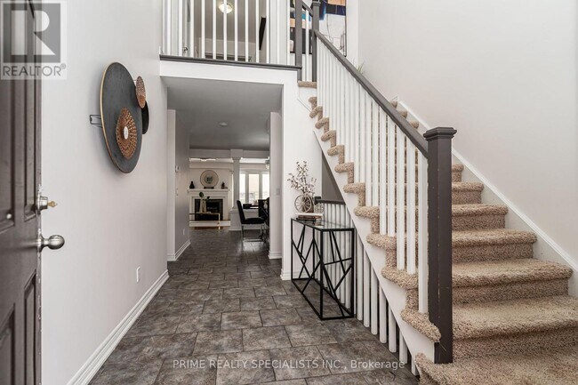 Building Photo - 8460 Kelsey Cres