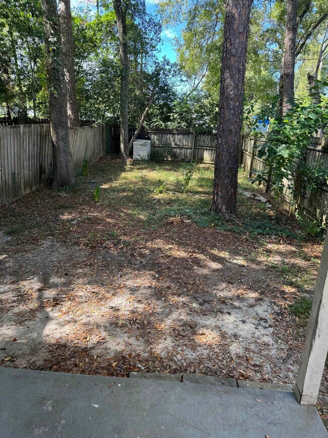 Foto del edificio - 2660 Tess Cir