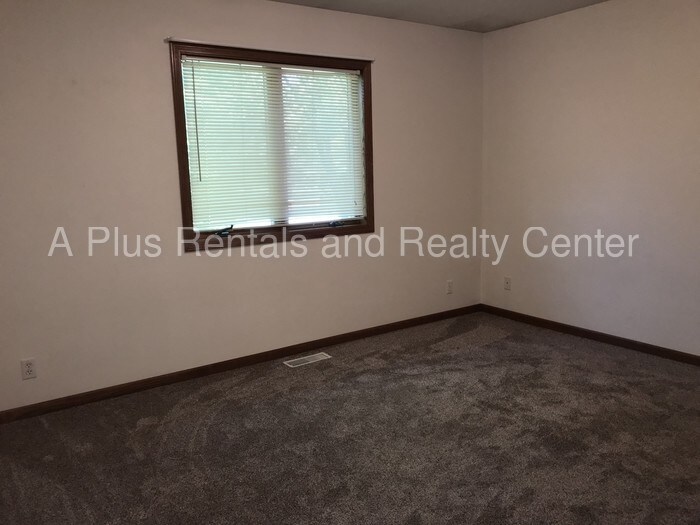 Foto del edificio - New Twin Home for rent!