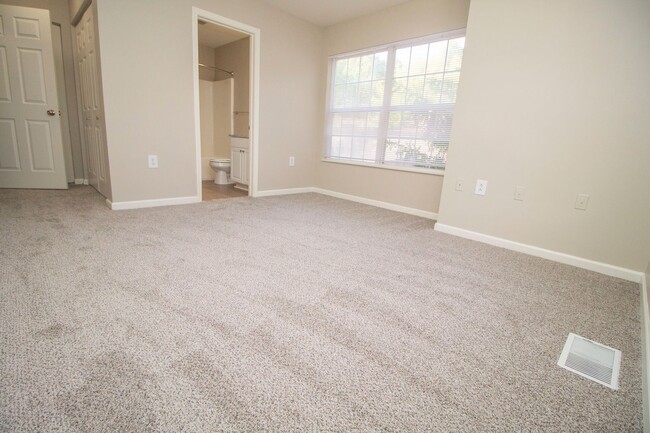 Interior Photo - The Pointe at Canton Apartments
