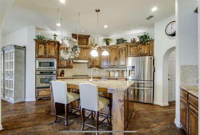 Building Photo - 10056 Gentry Dr