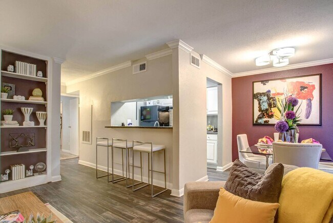 Foto del edificio - 1 Month FREE! 1-Bed is Waiting!