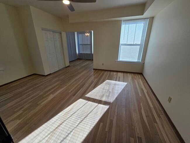 Dormitorio 1 - 6273 Delmar Blvd