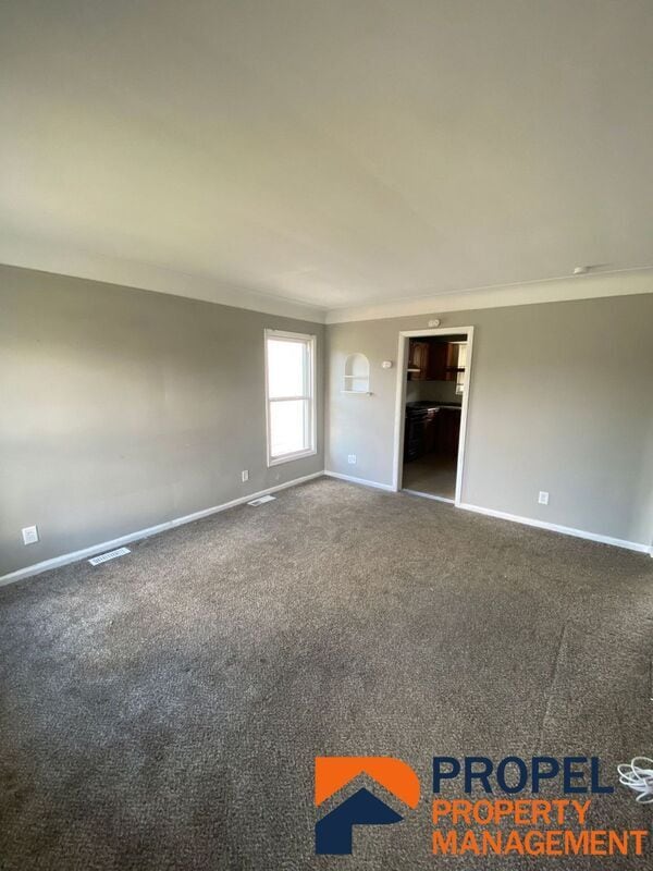 Building Photo - 1537 Chandler Ave