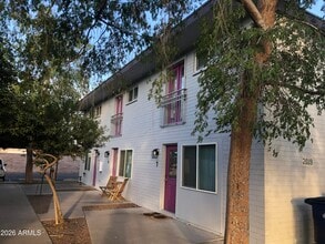Building Photo - 2019 S Granada Dr