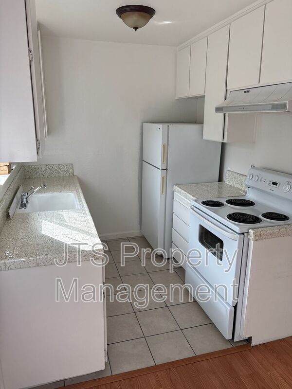 Photo - 2000 G St Apartment