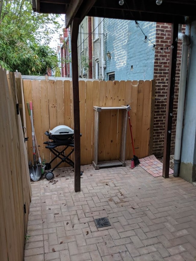 Photo - 31 16th St NE House