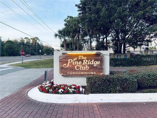Building Photo - 1723 Pine Ridge Rd
