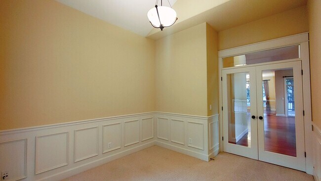 Building Photo - This Beautiful 3 Bedroom 2 1/2 Bath Home i...