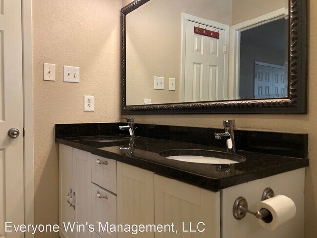 Foto del edificio - 3 br, 2 bath House - 1406 Addington Street