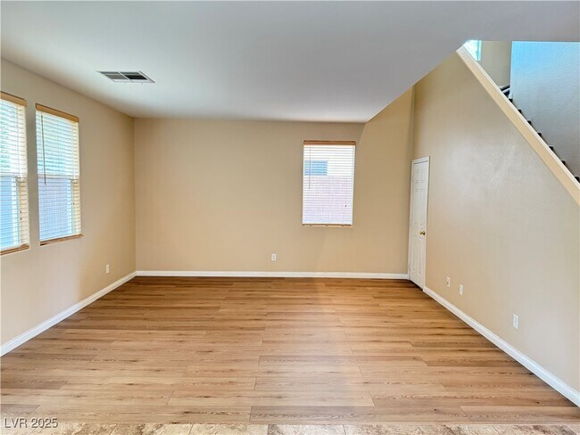 Building Photo - 11613 Villa Malaparte Ave