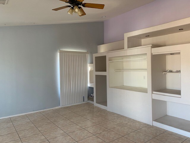 Foto del edificio - 8923 W Sierra Vista Dr
