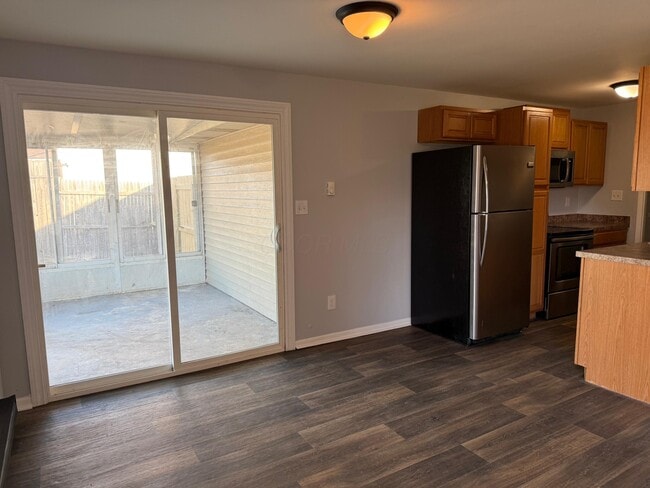 Building Photo - 1935 Chickasaw Dr