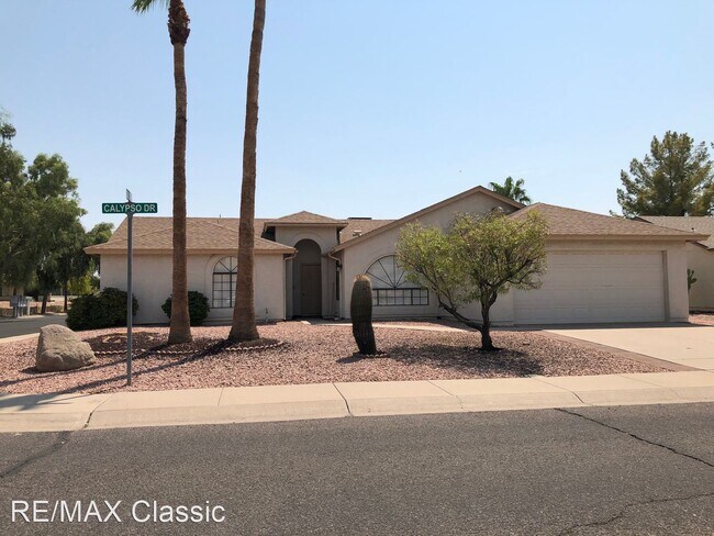 Foto del edificio - 3 br, 2 bath House - 2728 Leisure World