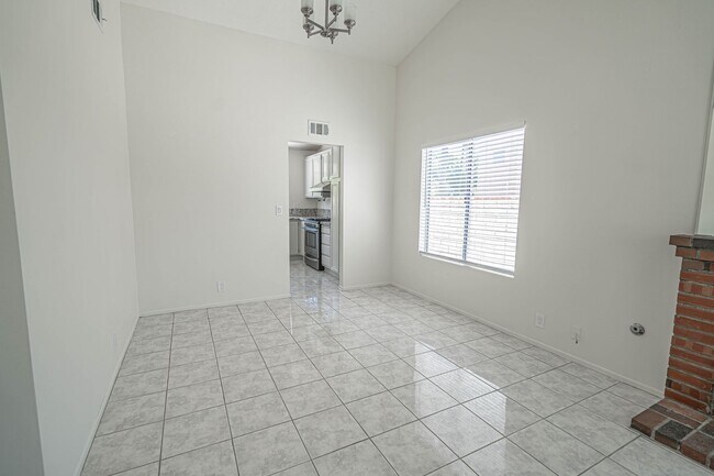 Foto del edificio - COMING SOON! Single Story 3 Bedroom in Mou...