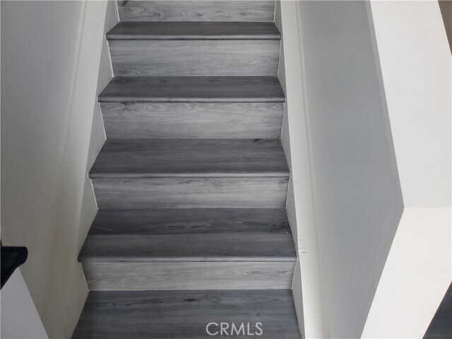 Building Photo - 10654 White Oak Dr