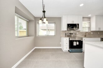 Building Photo - 5234 Abercreek Ave