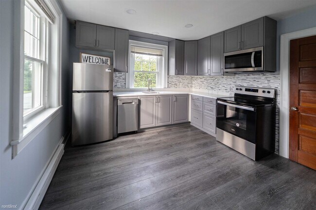 Foto del edificio - 1 br, 1 bath Triplex - 40 East 1st Avenue ...