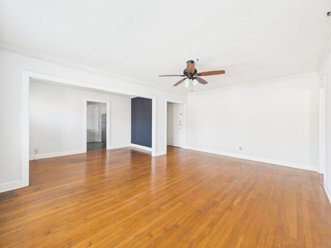 Building Photo - 1920 Richmond Ave.