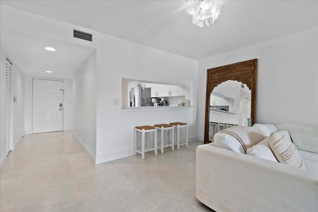 Foto del edificio - 15209 S Tranquility Lake Dr