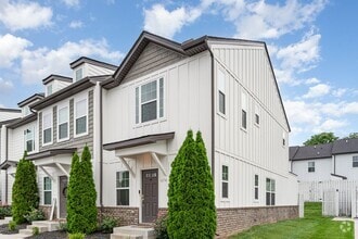 Building Photo - 674 Bristol Creek Dr