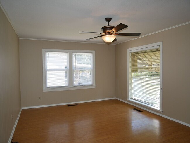 Foto del edificio - Cute 3 Bed / 2 Bath Home in Fort Smith