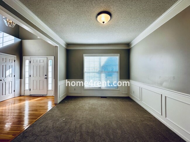 Building Photo - Gorgeous, Updated Home w/ Granite Counters and Wood Floors in Kitchen, Walkout Finished Basement!
