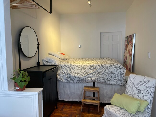Building Photo - 579 Vanderbilt Ave