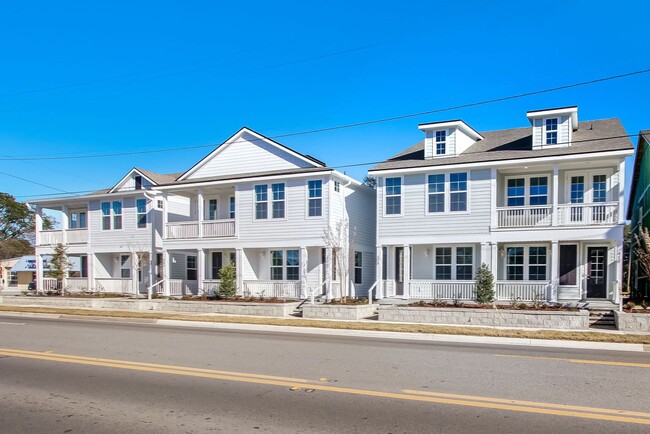 Building Photo - Cottages of Amelia