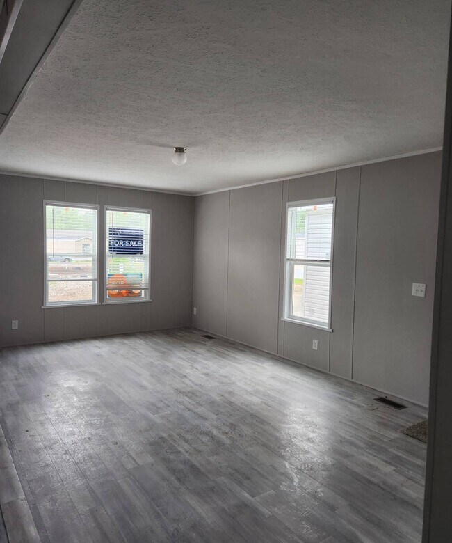 Foto del edificio - 37 Parkview Dr