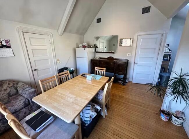 Foto del edificio - 147 Willow Ave