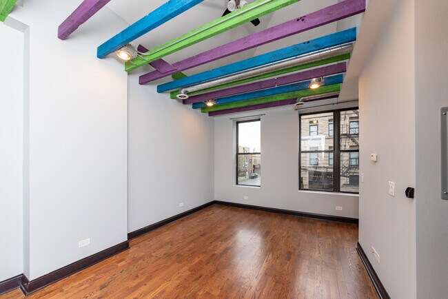 Building Photo - 1800 S Allport St