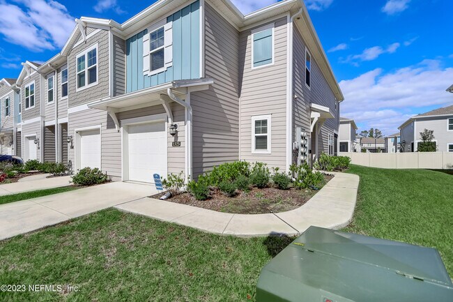 Foto del edificio - 1325 Salt Ridge Ave