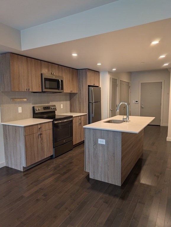 Foto principal - 3383 Washington St