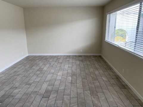 Building Photo - 1360 Calabazas Blvd