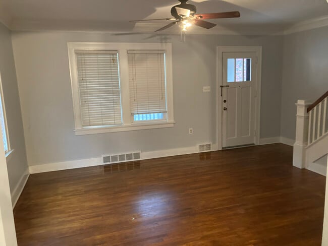 Photo - 500 Fruithurst Dr House