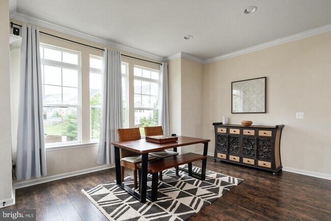 Foto del edificio - 104 Hunting Creek Ln
