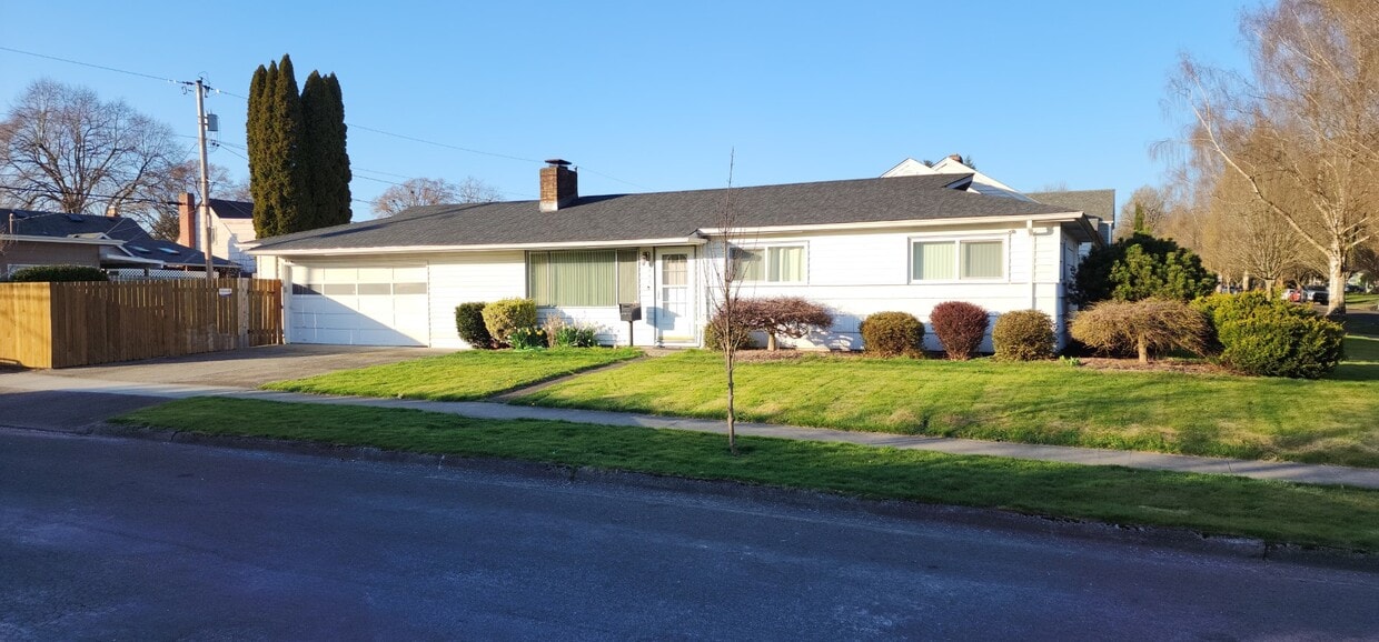 2306 Cypress St, Longview, WA 98632 House Rental in Longview, WA
