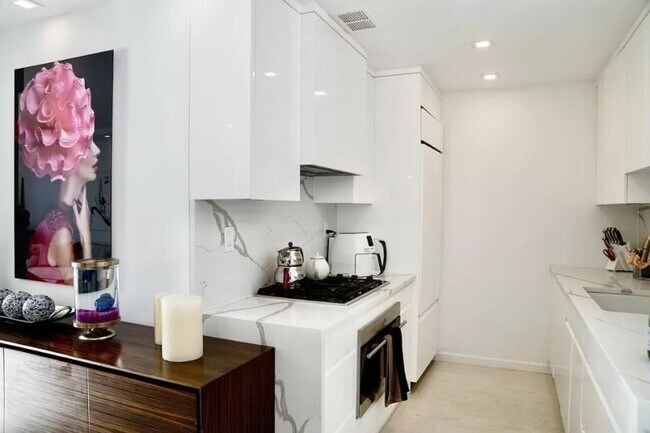 Foto del edificio - 4 bedroom in New York NY 10280