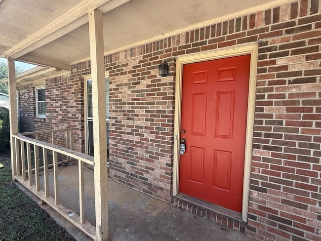 Building Photo - 95 Plum Orchard Rd