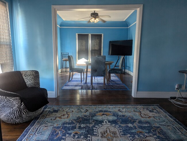 Living Rm-Dining Rm - 1701 West Blvd