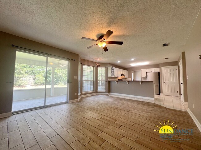 Foto del edificio - Charming 4 Bedroom Home in Mary Esther!