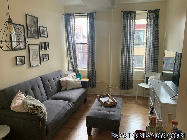 Foto del edificio - 220 Hanover St