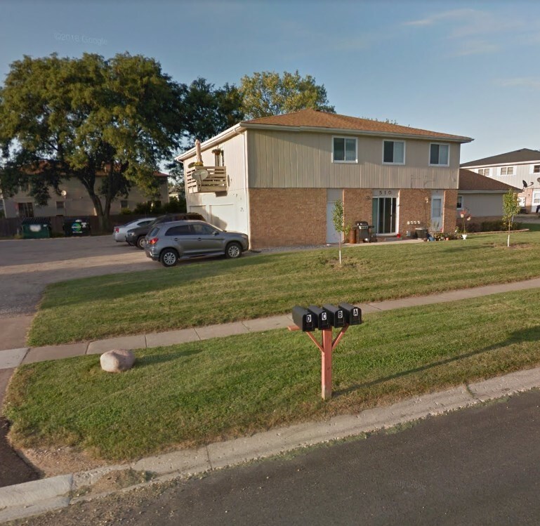 Primary Photo - 510 W Kendall Dr