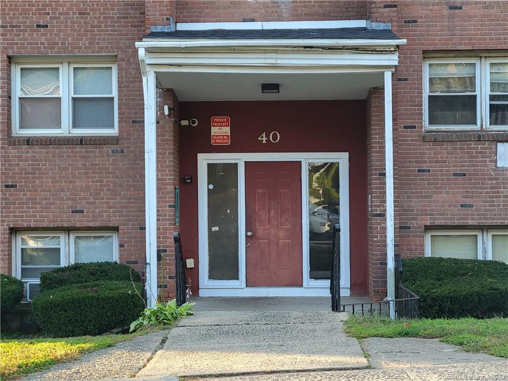 40 Donna Dr Unit C9, New Haven, CT 06513 Condo for Rent in New Haven
