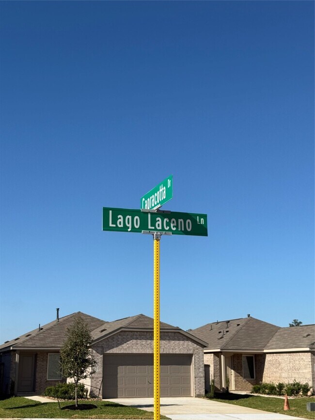 Foto del edificio - 906 Lago Laceno Ln