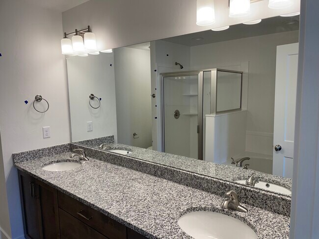 Foto del edificio - 520 S Orchard Dr