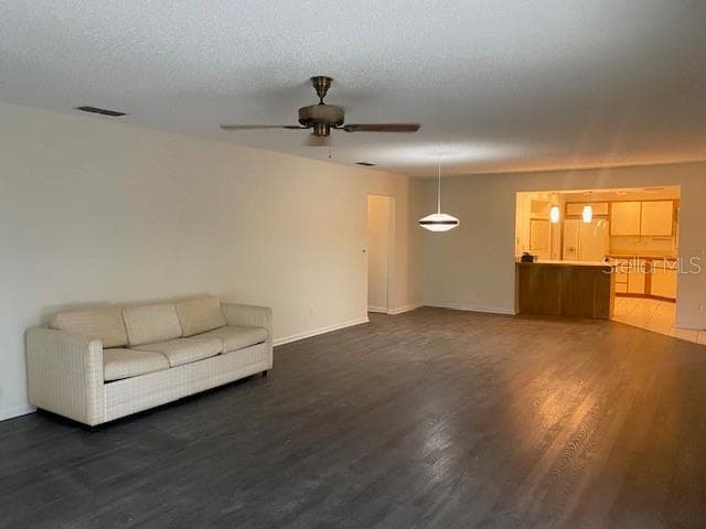 Building Photo - 3505 Tarpon Woods Blvd