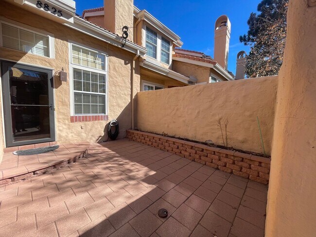 Building Photo - $0 DEPOSIT OPTION. LUXURIOUS 3BED/3.5 BATH TOWNHOME IN LONE TREE NEAR PARK MEADOWS