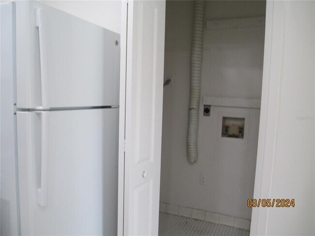Foto del edificio - 4178 Corsair Ave